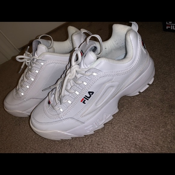 Filas - Picture 3 of 3